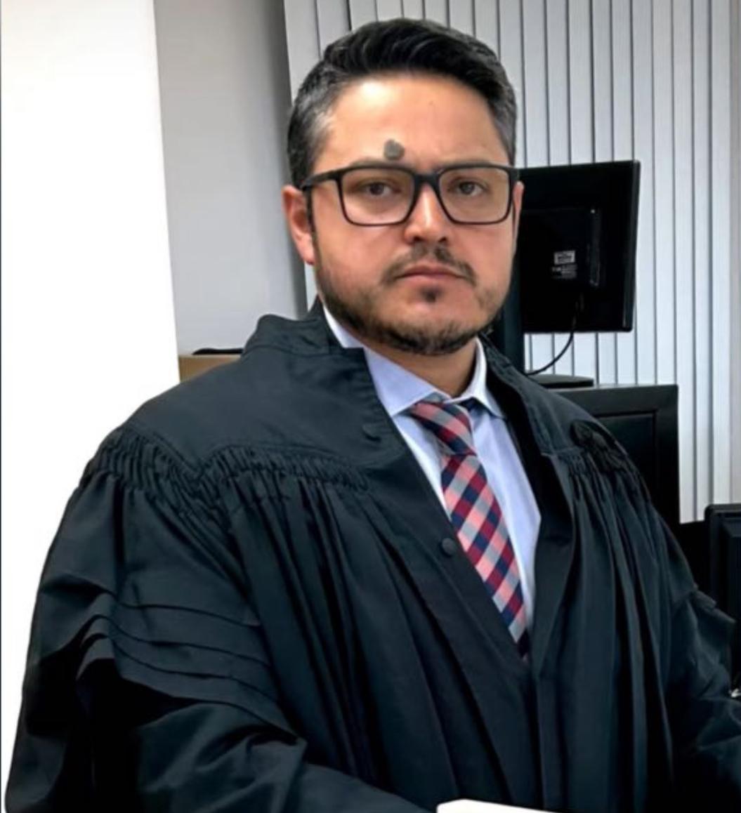 Advogado Felype especialista em direito do agronegócio